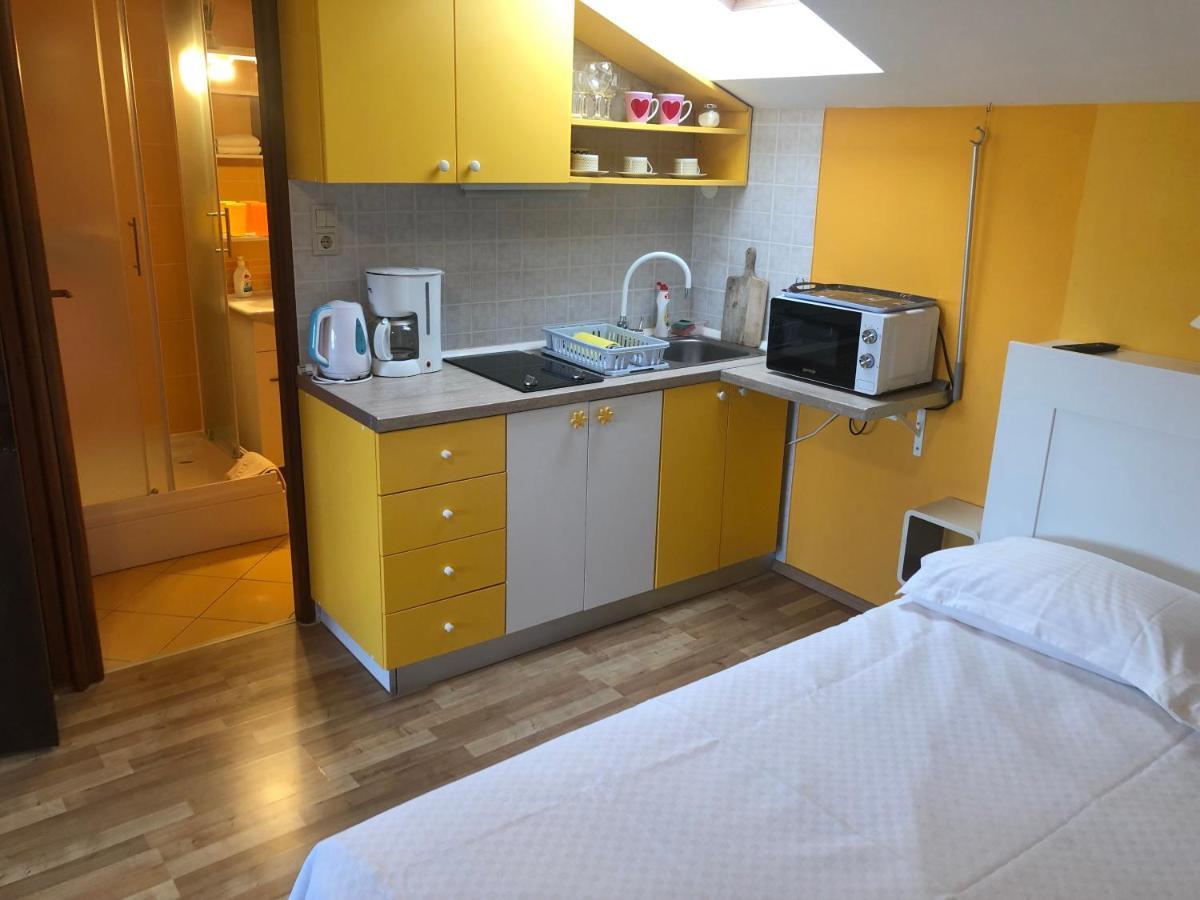 Studio Neven With Sea View Baška Exterior foto